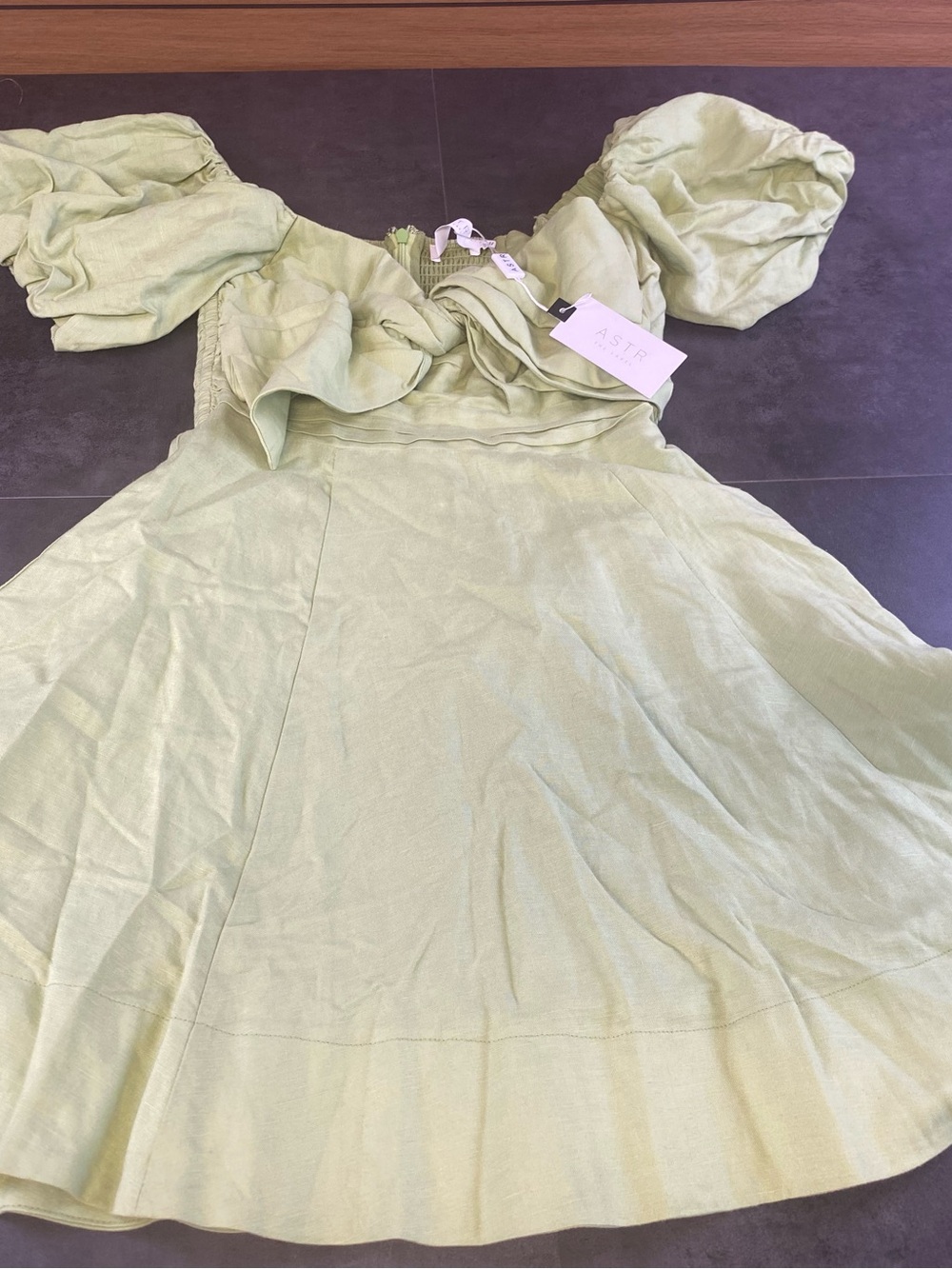 Astr Light Green Puff Sleeve Fit & flare Lined Mini Dress size 4-NWT
